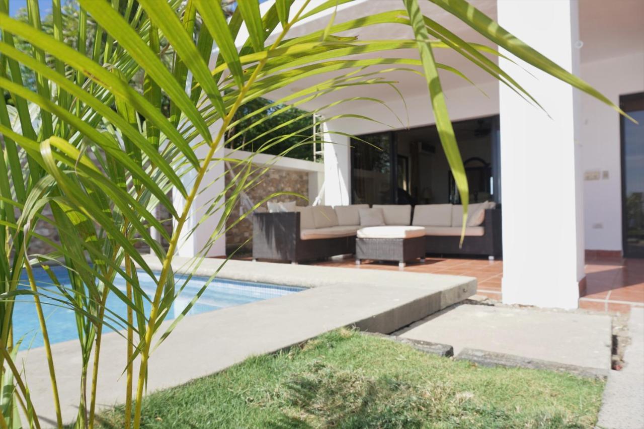Amahula Beach House, Pool And Surf Salinas Buitenkant foto